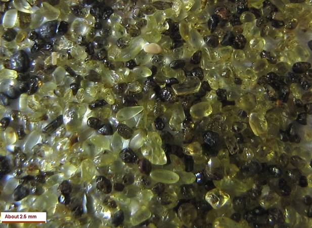 papakolea beach 2 zoomed-small.jpg